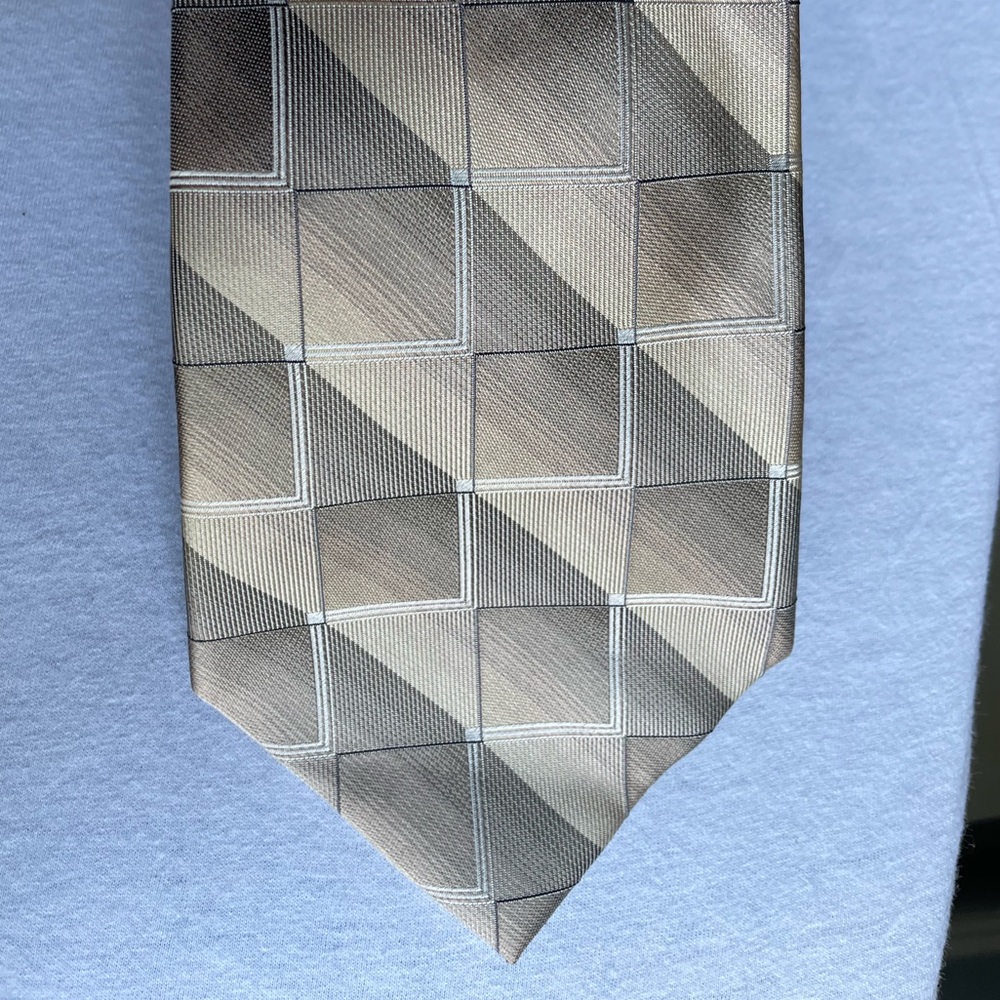Calvin Klein Designer Tie Gray 3 3/4in W 64 L Geometric